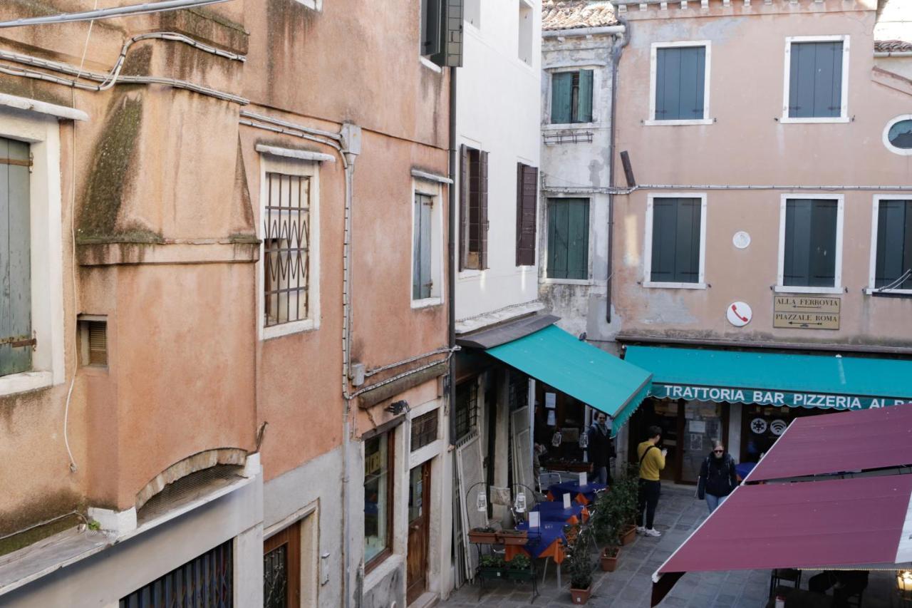 Santa Croce Guest House Venedig Exteriör bild